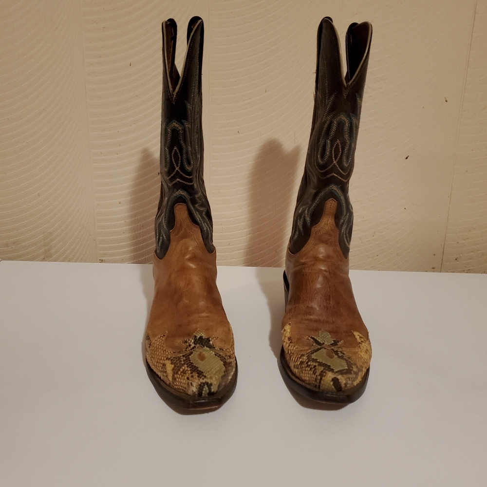 Luchesse womens python